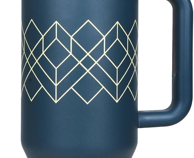 Stay Hydrated: The Ultimate Review of the 40 oz Insulated Tumbler with Handle & Straw